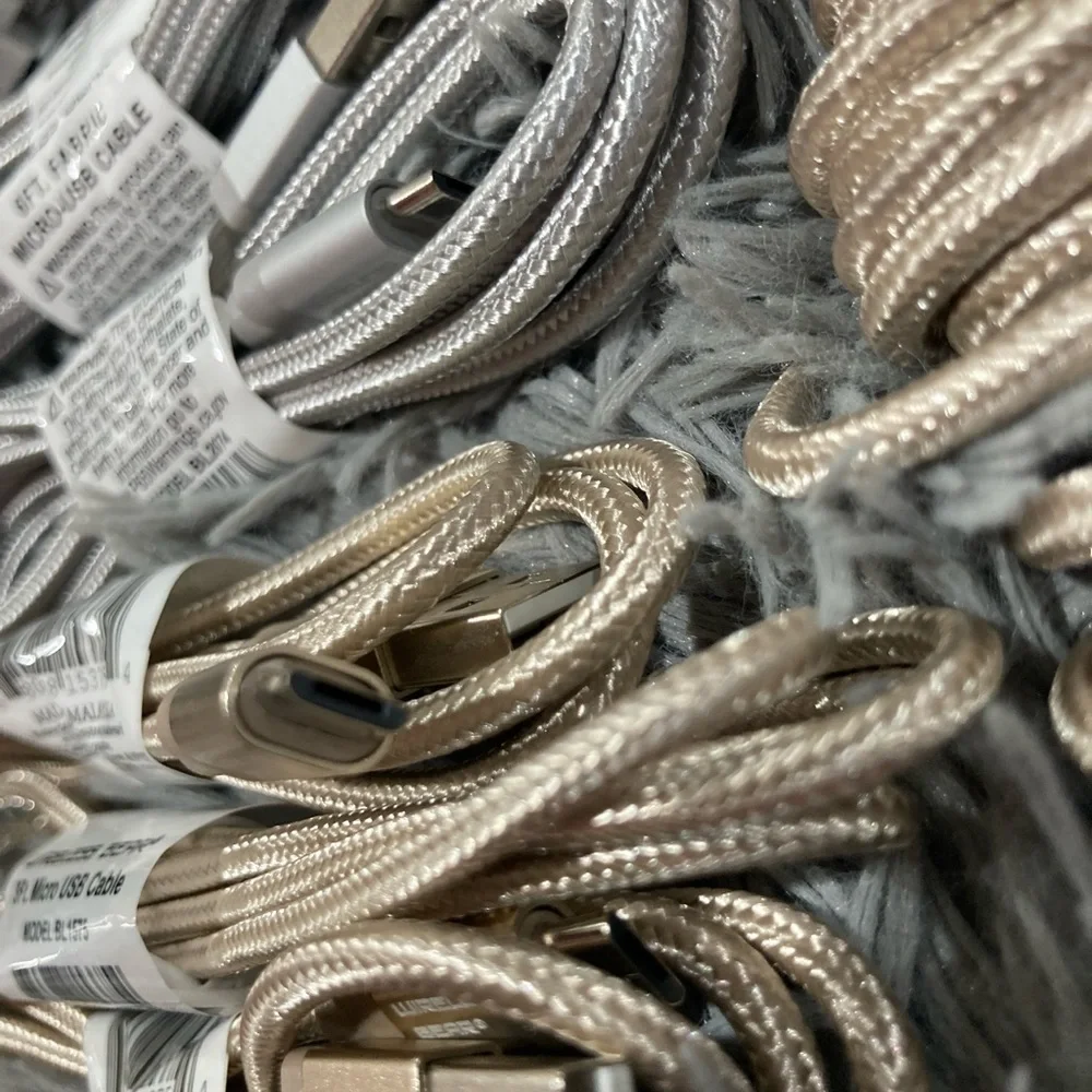 Lot of 30 Wireless Gear Fabric micro USB cables
